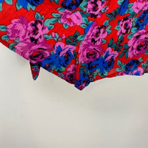 NWT Band of Gypsies Ruffle Side Tie Bright Floral Romper Medium - Picture 5 of 10